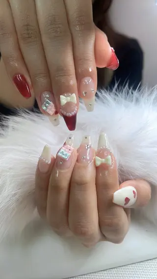 ネイル 💫🌸💕リサ nail ⭐️✨のネイルデザイン