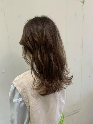 セミロング カラー ヘアアレンジ 💖クボ モモ💖のヘアスタイル