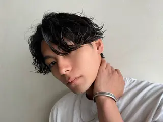 ショート パーマ メンズ 曲がる縮毛矯正 バレイヤージュ森田のヘアスタイル