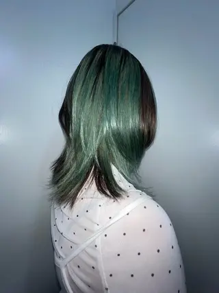 ミディアム 💥ウルフカット デザインあんな💥のヘアスタイル