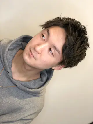 メンズ 飯塚 竜之介のヘアスタイル