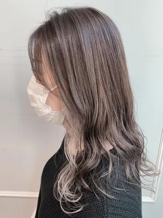 セミロング カラー 🦖鶴岡 香純🦖のヘアスタイル