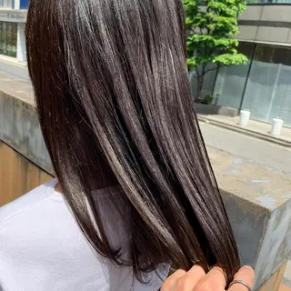セミロング カラー パーマ ヘアアレンジ 松田 亮葉のヘアスタイル