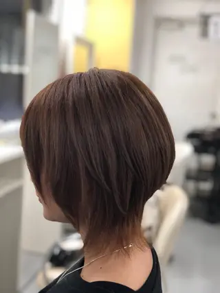 ショート みなみ ・のヘアスタイル