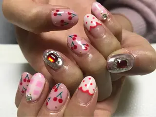 ネイル 佐藤 ゆうのネイルデザイン