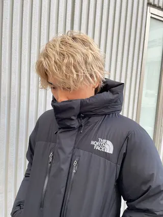 メンズ フェザーパーマメンズ ピンパーマ京都駅前のヘアスタイル
