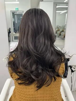 ロング カラー 盛れる顔周り✨韓国 レイヤーkanatoのヘアスタイル