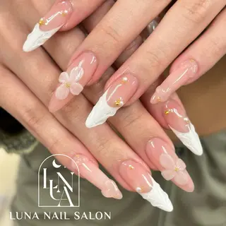ネイル LUNA Nail salon💕のネイルデザイン