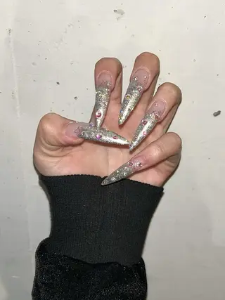 ネイル IROHA NAIL 愛音のネイルデザイン