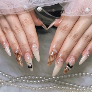 ネイル Nova Nail Nippon 店のネイルデザイン