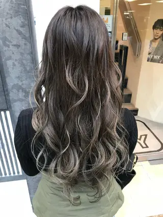 セミロング カラー 髪質改善カラー韓国風 レイヤーtudaのヘアスタイル