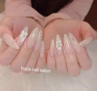 ネイル Floria ユイのネイルデザイン