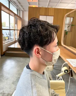ショート パーマ メンズ 佐藤 悠生 メンズパーマ.カットのヘアスタイル