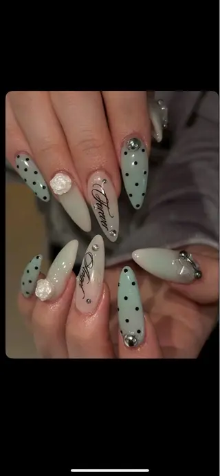 ネイル NiJi Nailsのネイルデザイン