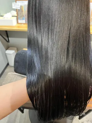 セミロング カラー パーマ ヘアアレンジ メンズ キッズ ネイル マツエク・マツパ アイブロウ 久木原 ゆりのヘアスタイル