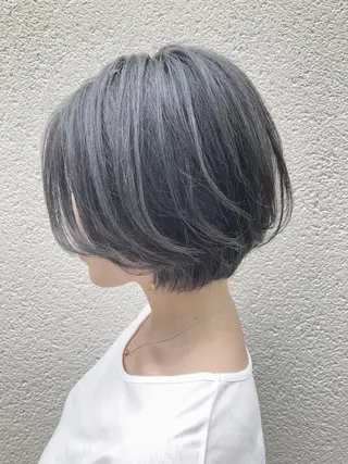 ショート 鈴木 孝治のヘアスタイル