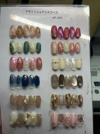 ネイル Olivia Blueのネイルデザイン