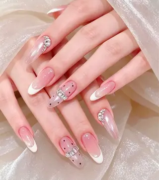 ネイル Melia Nailsのネイルデザイン