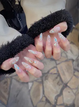 セミロング めぐみのネイルサロン スタッフ練習のネイルデザイン