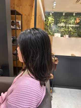 ミディアム 玉田 千智のヘアスタイル