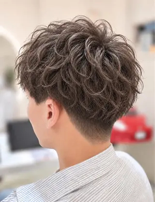 パーマ メンズ イシカワ ユウタのヘアスタイル