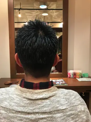 ショート メンズ 銀座フリーランススタ イリストMIYUKIのヘアスタイル