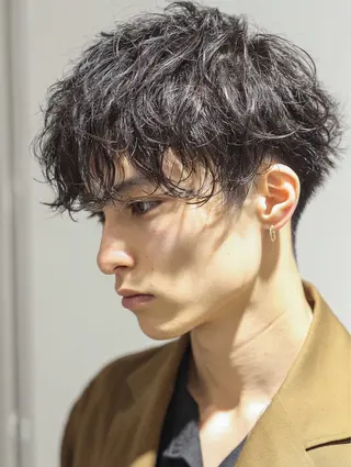 ショート パーマ メンズ 立川 芽依のヘアスタイル