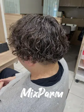 パーマ メンズ 技術モデル募集中 🩶村嶋 彩のヘアスタイル