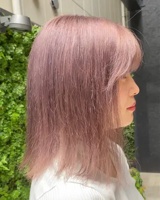 ショート カラー 横尾 歩のヘアスタイル