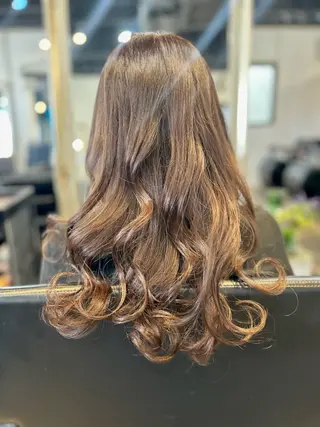 カラー Julia🖤 縮毛矯正🌬️🩵のヘアスタイル