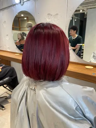 ミディアム カラー EIGHT 濱田響のヘアスタイル