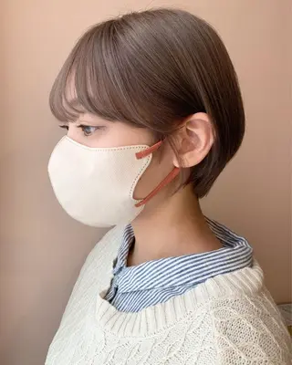 ショート カラー hubhair レイヤー/透明感のヘアスタイル