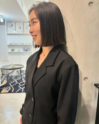 ミディアム オカモト ハルカのヘアスタイル