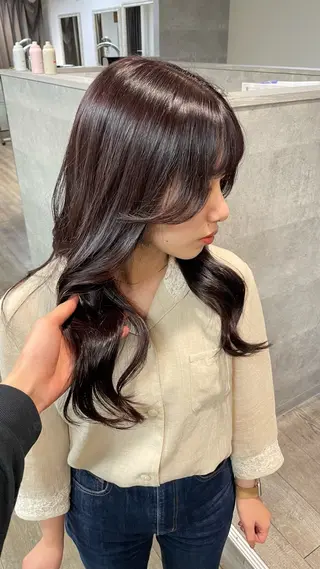 ロング 檜谷 晴　顔周りカットのヘアスタイル