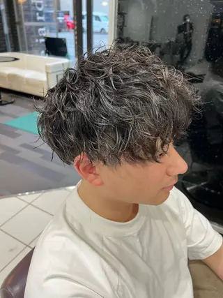 ミディアム パーマ メンズ ルジャルダン葛西 NAOのヘアスタイル
