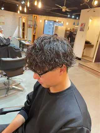 ショート ツイスパ/シャドウ 新井のヘアスタイル