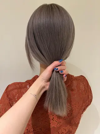 セミロング カラー 美髪矯正/シークレッ トハイライト🤍りさのヘアスタイル