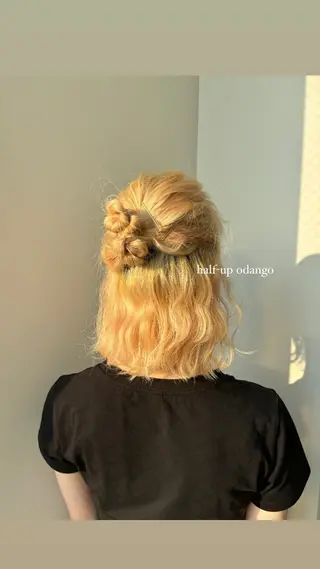 ミディアム ヘアアレンジ 𝐚𝐲𝐚𝐧𝐞 /美髪/透明感カラーのヘアスタイル