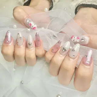 ネイル nami🐰🎀 ガーリー/堺筋本町のネイルデザイン