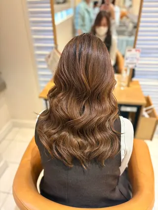 ロング 🌷【暖色艶カラー】 shiori🌷のヘアスタイル