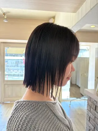 ミディアム 切りっぱなしボブ/ 三瀬翔のヘアスタイル