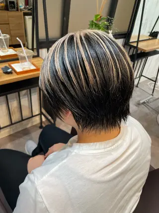 ショート ブリーチ特化🎖️ピ ンクカラー高橋さやかのヘアスタイル