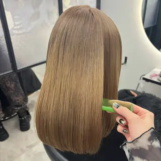 セミロング カラー Ren. 🦋デザインカラーのヘアスタイル