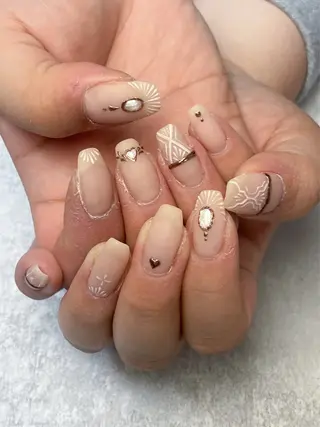 ネイル FIORITURA aiのネイルデザイン