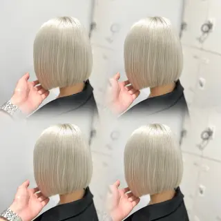ショート カラー 🐬艶ハイトーン/ レイヤー/透明感🩵のヘアスタイル