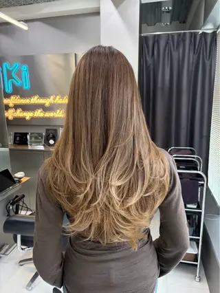 ロング Kotomi 🇺🇸💋のヘアスタイル