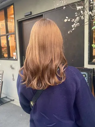 ミディアム カラー 竹内 春奈のヘアスタイル