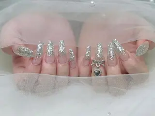 ネイル 💕リリ 🩷のネイルデザイン
