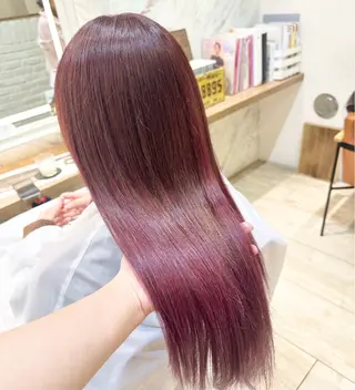 ハイトーンカラー シールエクステのヘアスタイル