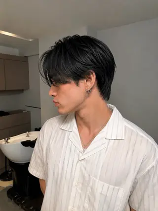 ショート パーマ メンズ センターパート特化 井上健太のヘアスタイル